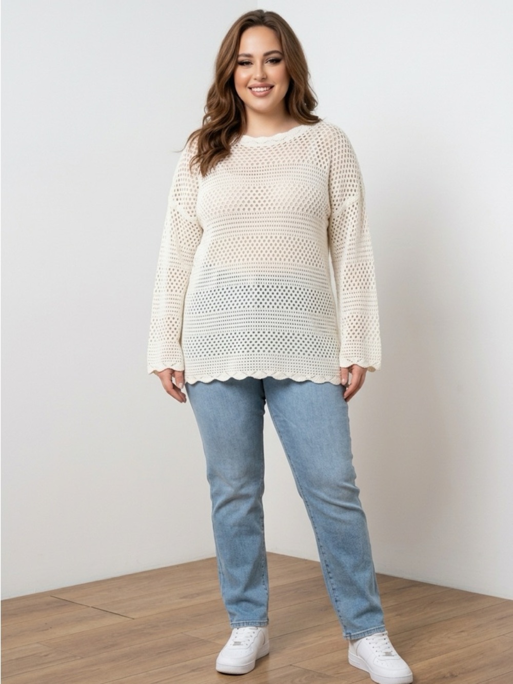 White Crochet Sweater Scalloped Hem Boho Knit Pullover Lightweight Size Large NW
